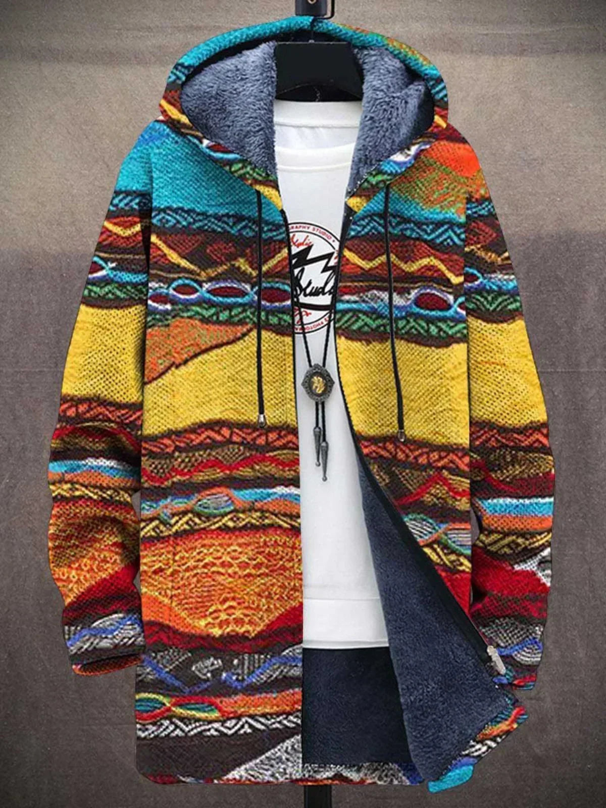 Pola | A luxurious cardigan inspired by art