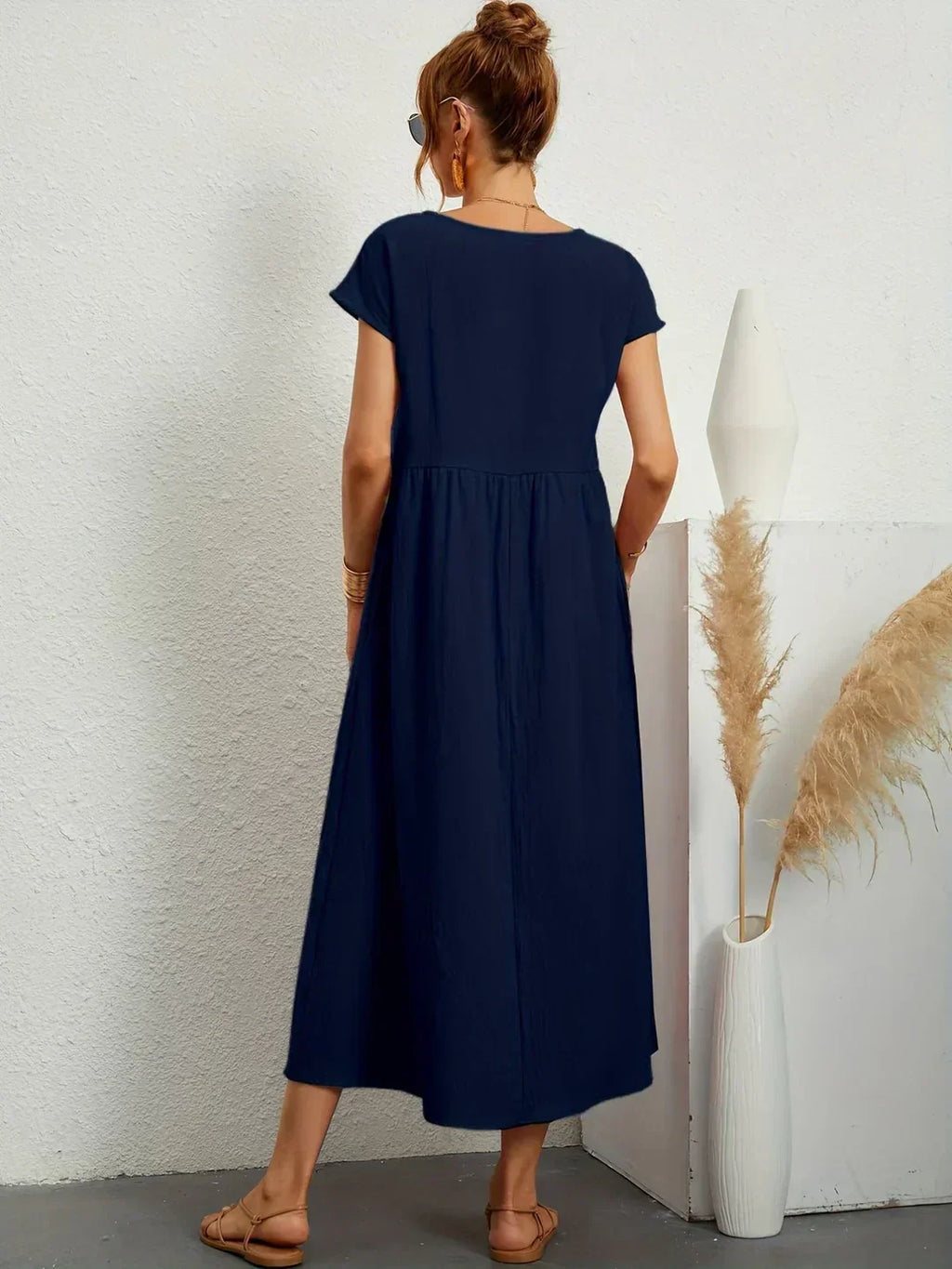 Gabrielle™ — Flowing Midi Dress Timeless Elegance