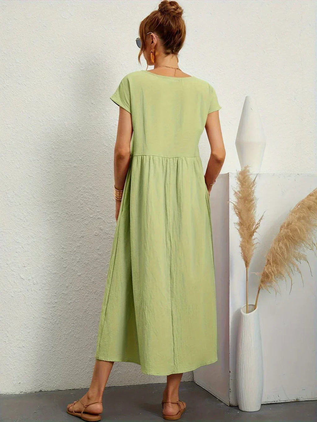 Gabrielle™ — Flowing Midi Dress Timeless Elegance